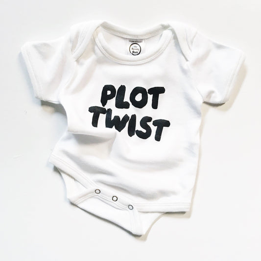 plot twist funny pregnancy announcement for dad husband reveal unexpected surprise pregnant organic cotton baby onesie